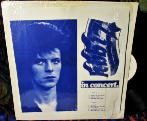 Bowie Ziggy in concert blu